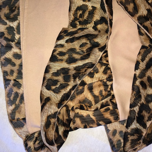 Cheetah Print Dress🐆 - Picture 5 of 6